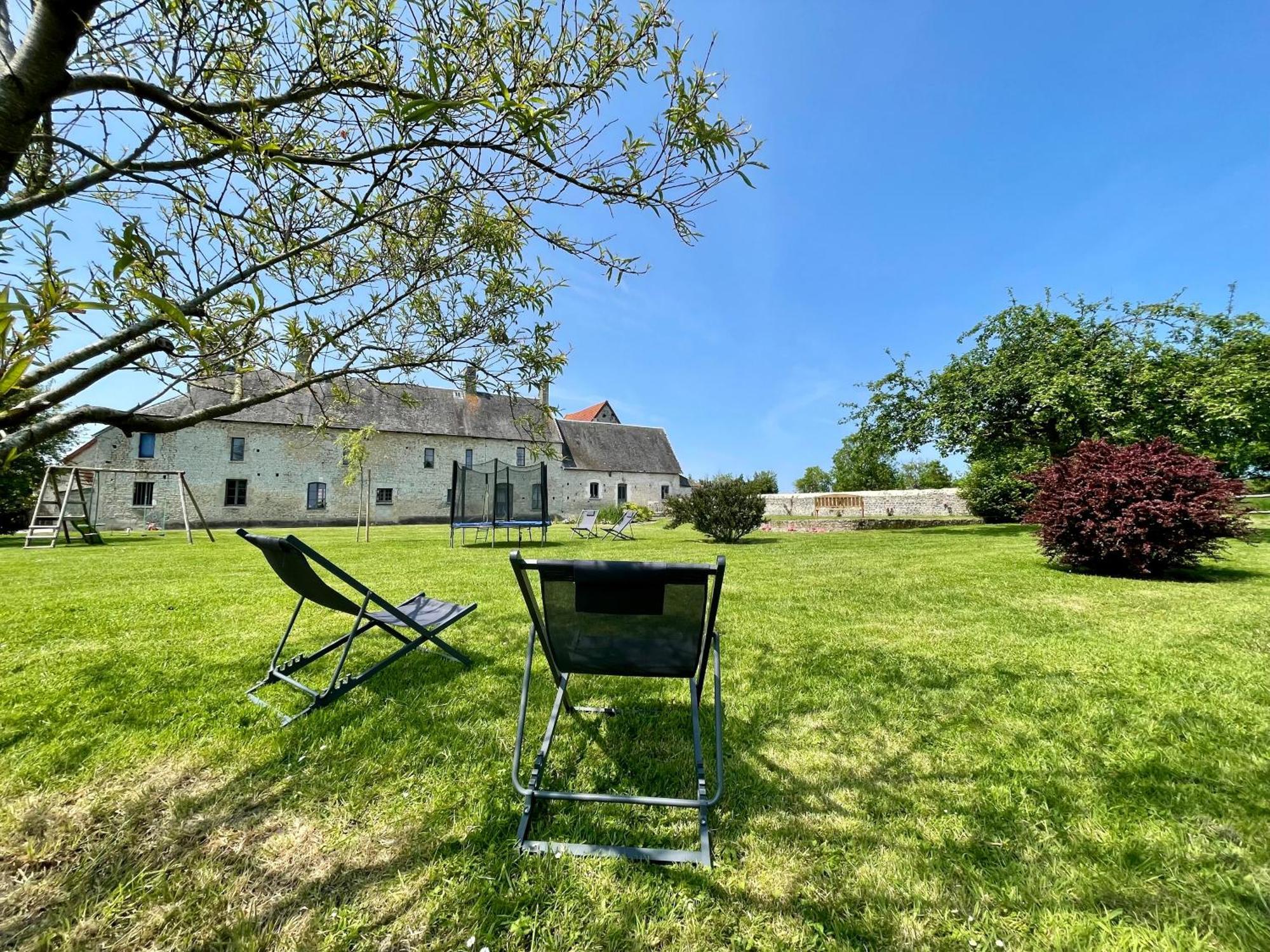 Gite Omaha 3 Etoiles - La Ferme Delaunay Saint-Come-du-Mont Exterior photo